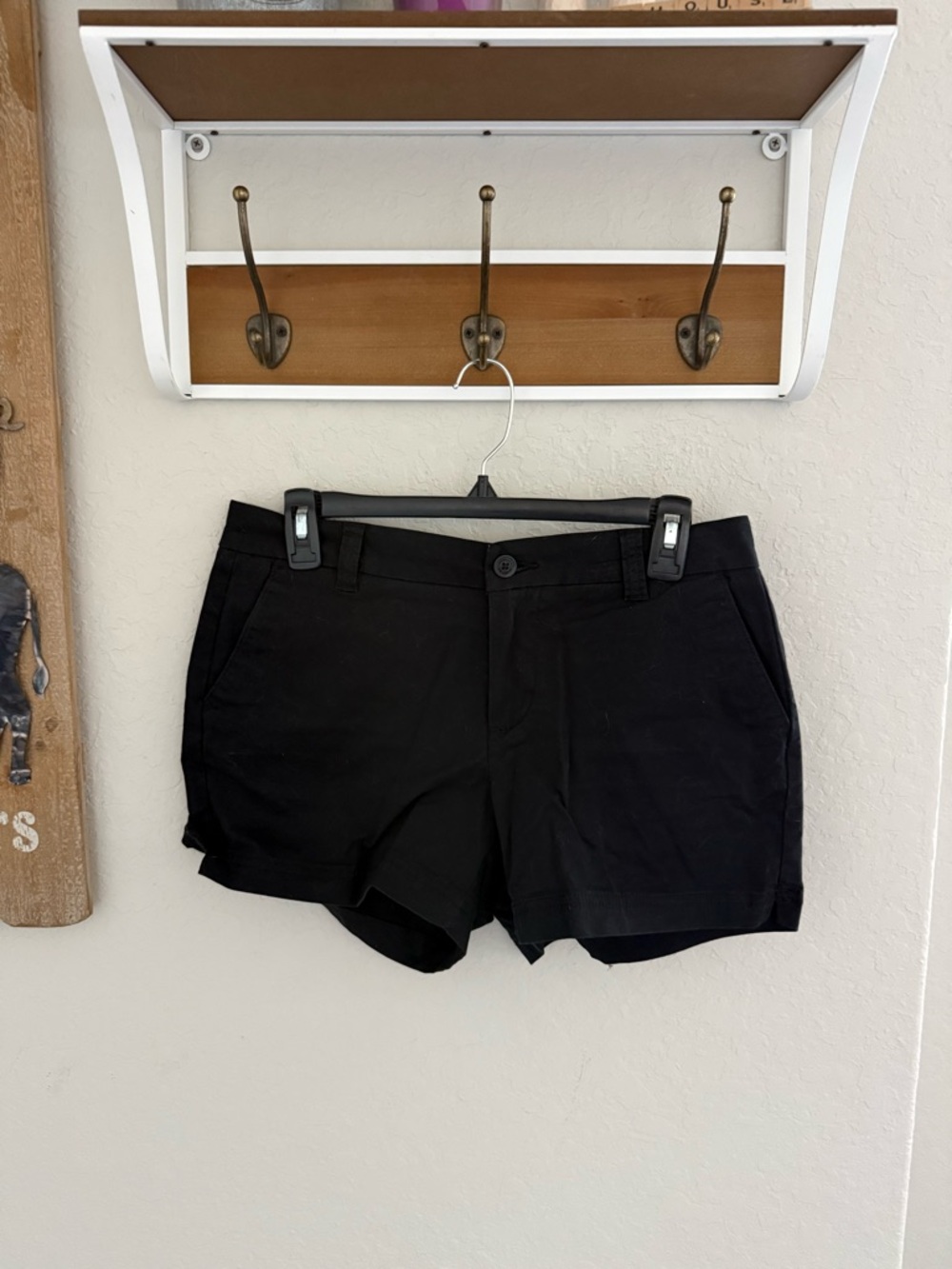 Magellan Outdoors Black Women's Casual Shorts NWT